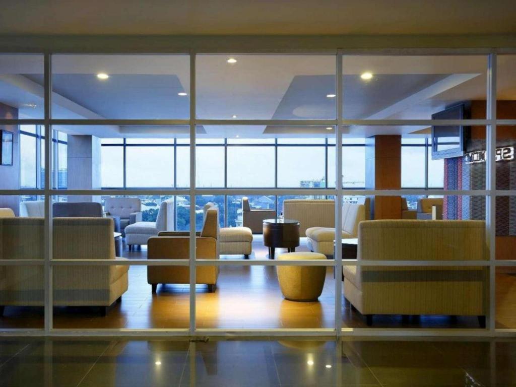 Hotel Santika Makassar Dış mekan fotoğraf