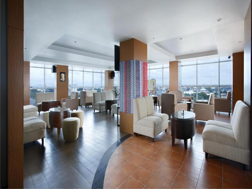 Hotel Santika Makassar Dış mekan fotoğraf