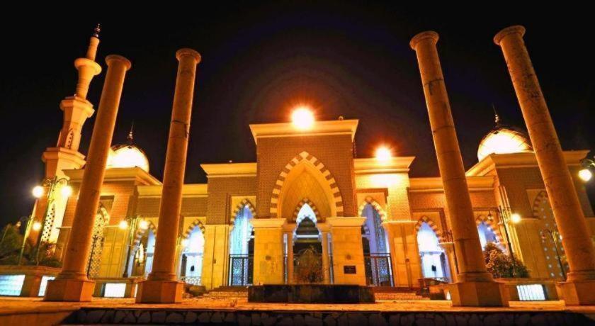 Hotel Santika Makassar Dış mekan fotoğraf