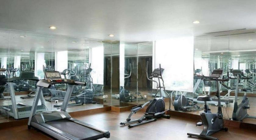 Hotel Santika Makassar Dış mekan fotoğraf